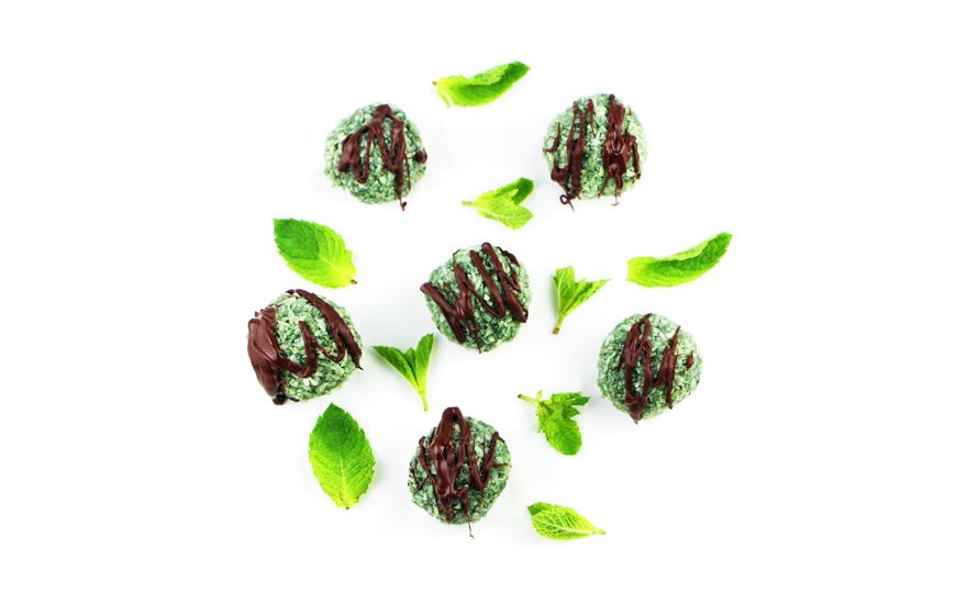 Bomboane cu cocos, mentă și alfalfa