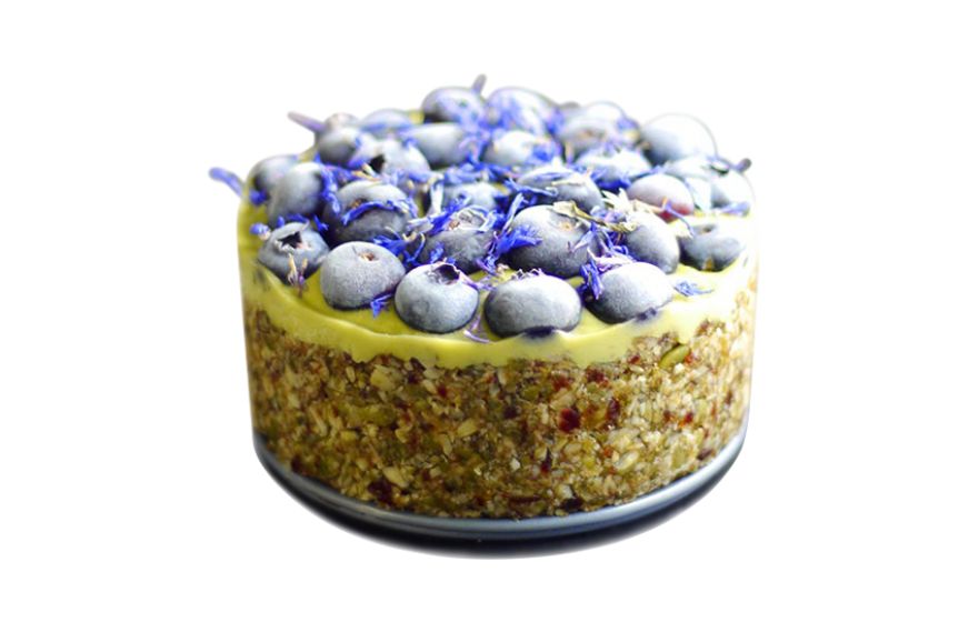 Cheesecake raw-vegan cu coacăze și lime