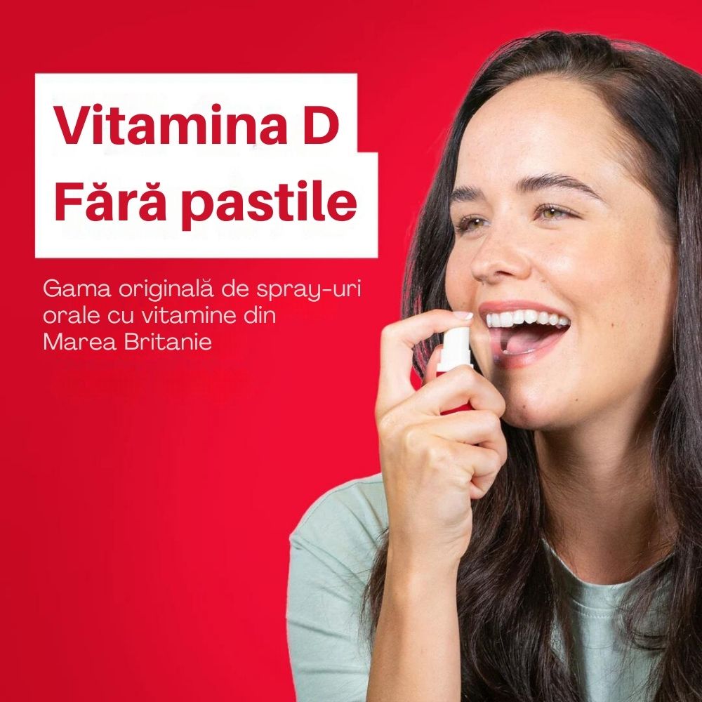 Spray oral D3000+K2, flacon alb, femeie folosind produsul, fundal roșu, text Vitamină D, BetterYou.