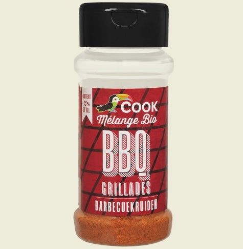 Mix de condimente bio pentru grătar Cook 35g, recipient transparent și etichetă roșie cu motive BBQ.