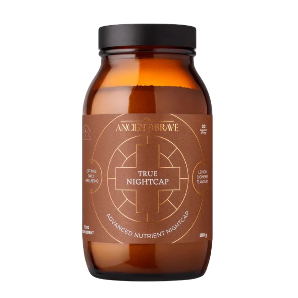 Cutie maro cu capac negru, etichetă aurie True Nightcap 180g, Ancient and Brave.