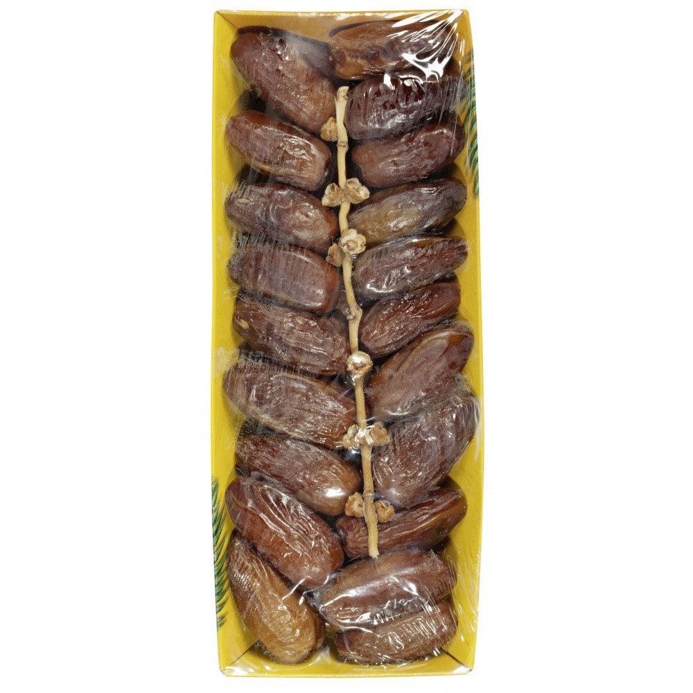 Curmale bio cu sâmburi în caserolă galbenă, 250g, culoare brun-aurie, suculente și cărnoase.