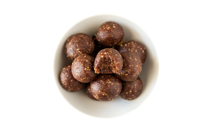 Bomboane cu cacao din 3 ingrediente