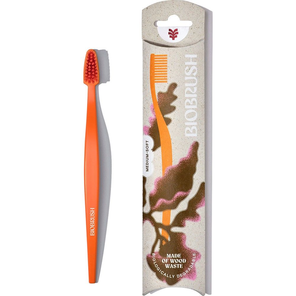 Periuță de dinți Biobrush portocalie, peri medii moi, din lemn și plastic, ambalaj ecologic.