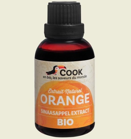 Extract de portocale bio 50ml Cook cu etichetă portocalie, sticlă de culoare închisă.