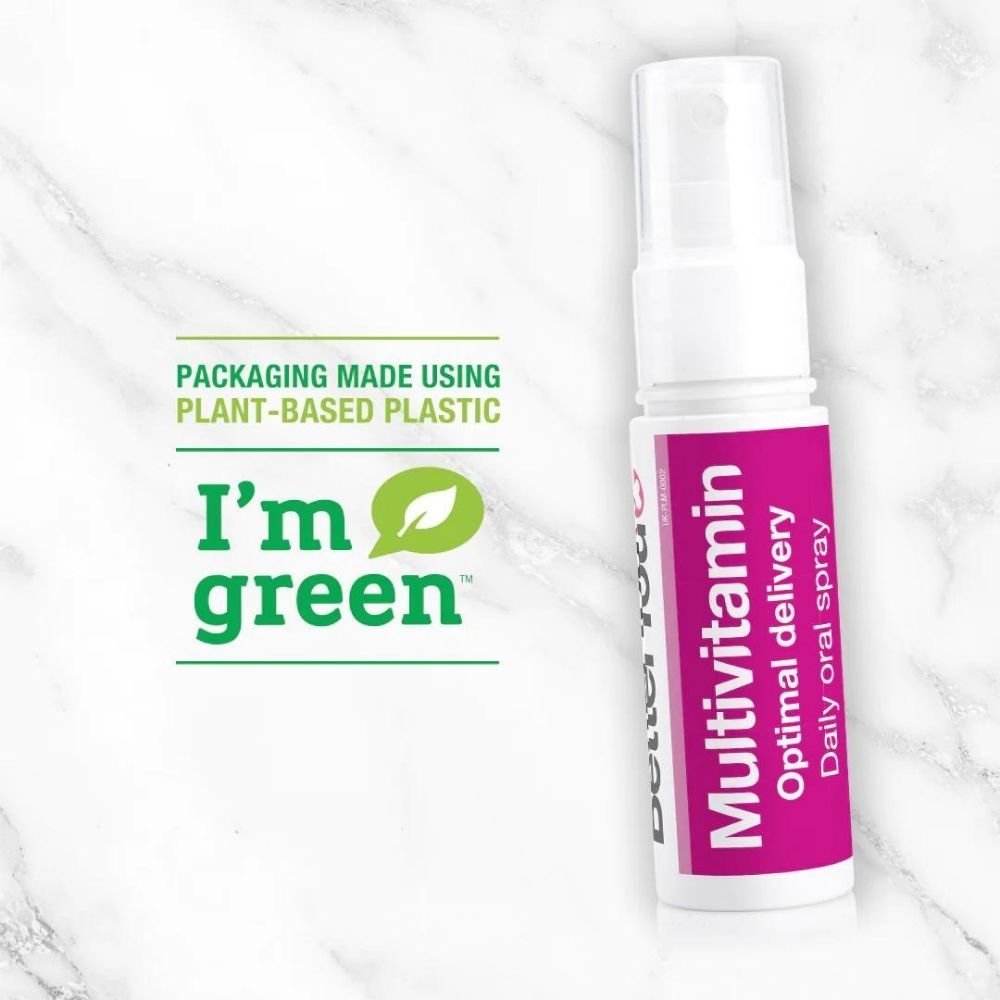 Spray oral BetterYou Multivit, 25 ml, ambalaj plastic bio, etichetă roz, spray alb transparent.