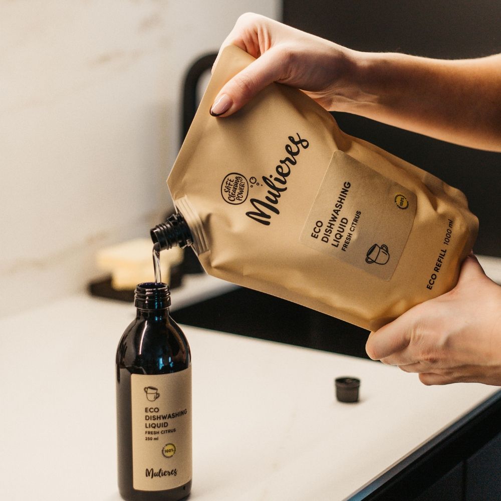 Realimentare detergent lichid vase Mulieres 1000 ml, pachet eco, arome citrice naturale.