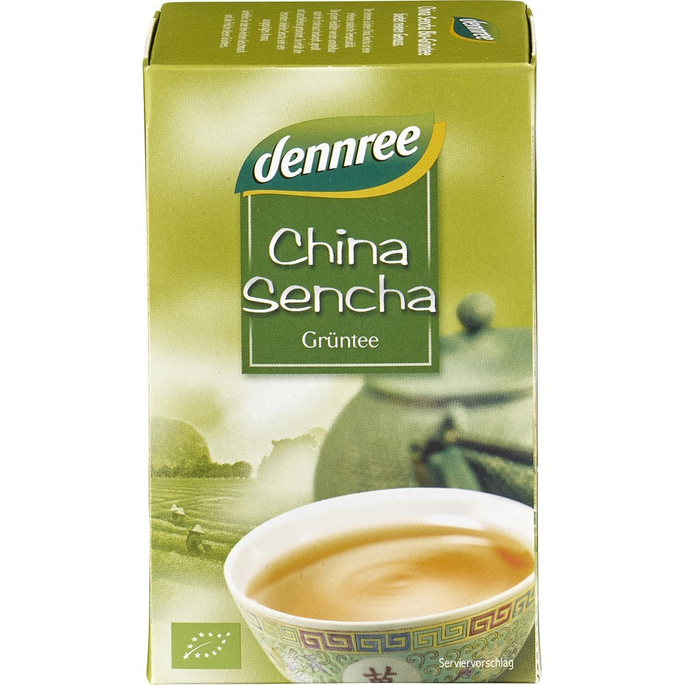 Cutie verde cu ceai Sencha Bio Dennree, 30g, imagine cu ceașcă și pictoriță tradițională.