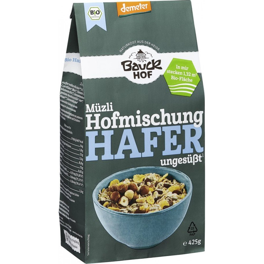 Musli cu ovăz bio BauckHof, alune, semințe, 425g, ambalaj verde.